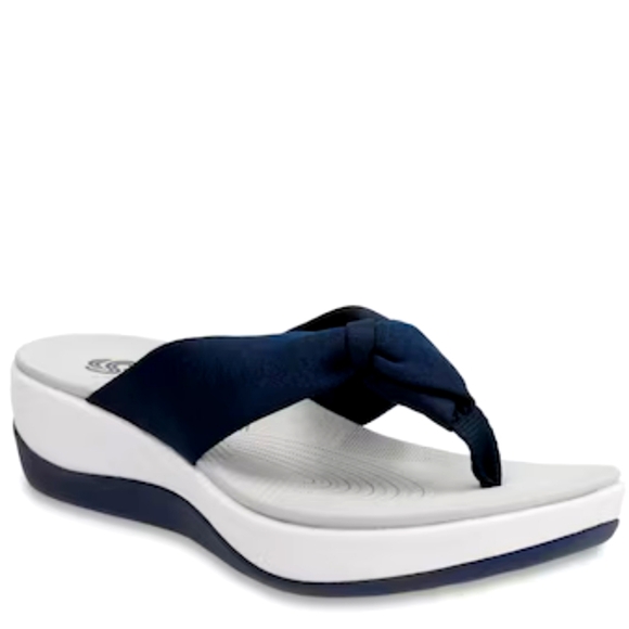Clarks cushioned sandal - Picture 1 of 6